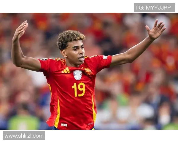 每位足球明星背后的天赋与努力如何塑造他们的辉煌成就